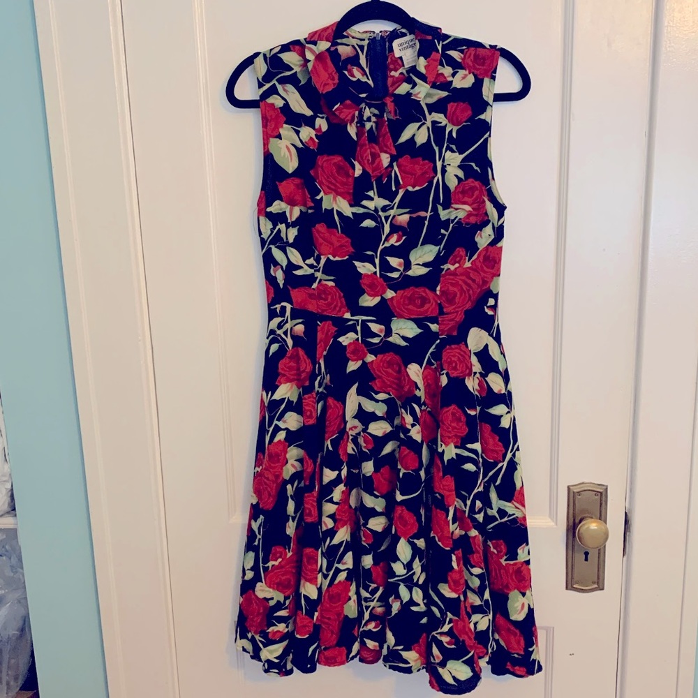 Unique Vintage Black Floral Dress with Red Roses